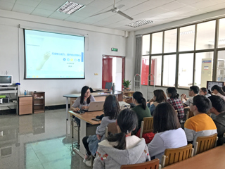 图书馆举办第二届校园读书创作活动暨校第二十八届大型读书活动之名家讲座(二)