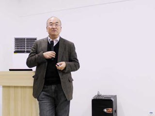 中国科学院大学科技管理学院院长霍国庆教授应邀来永利官网讲学