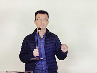 知名平面设计师张通应邀来永利官网讲学