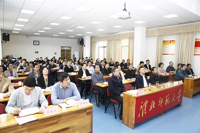 e56d767402c34a2585d6e45f7a583a30.jpg e56d767402c34a2585d6e45f7a583a30.jpg