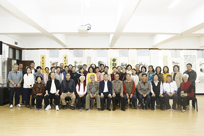 3e2a9c1e09e248999d01e1a9f4a84b35.jpg 3e2a9c1e09e248999d01e1a9f4a84b35.jpg