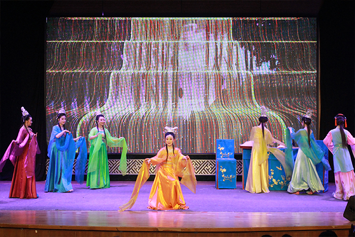 d6e4cabc6a0a48808ed6661e4217bbcd.jpg d6e4cabc6a0a48808ed6661e4217bbcd.jpg