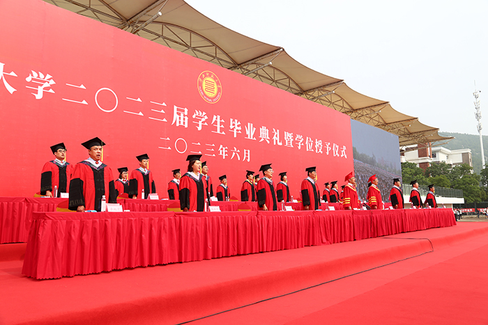 71dc5ee0c7f84c9ba3a1cba60fd0576c.jpg 71dc5ee0c7f84c9ba3a1cba60fd0576c.jpg