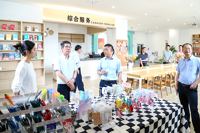 90889ecaefaf417c9c80b9dd34566bb3.jpg 90889ecaefaf417c9c80b9dd34566bb3.jpg