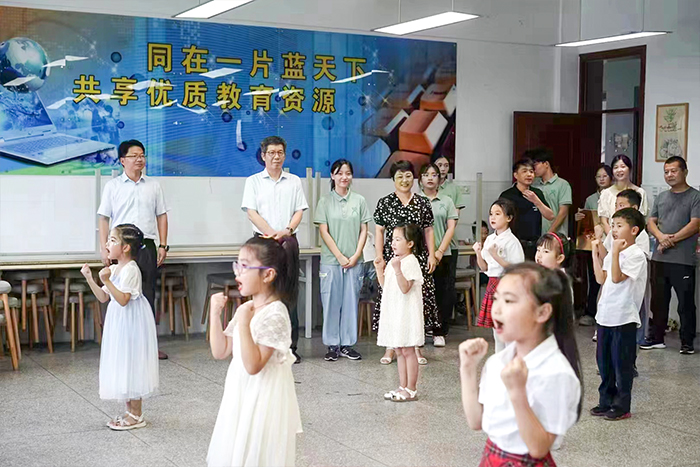 3b1693c615474a4396372ea45f4dacb8.jpg 3b1693c615474a4396372ea45f4dacb8.jpg