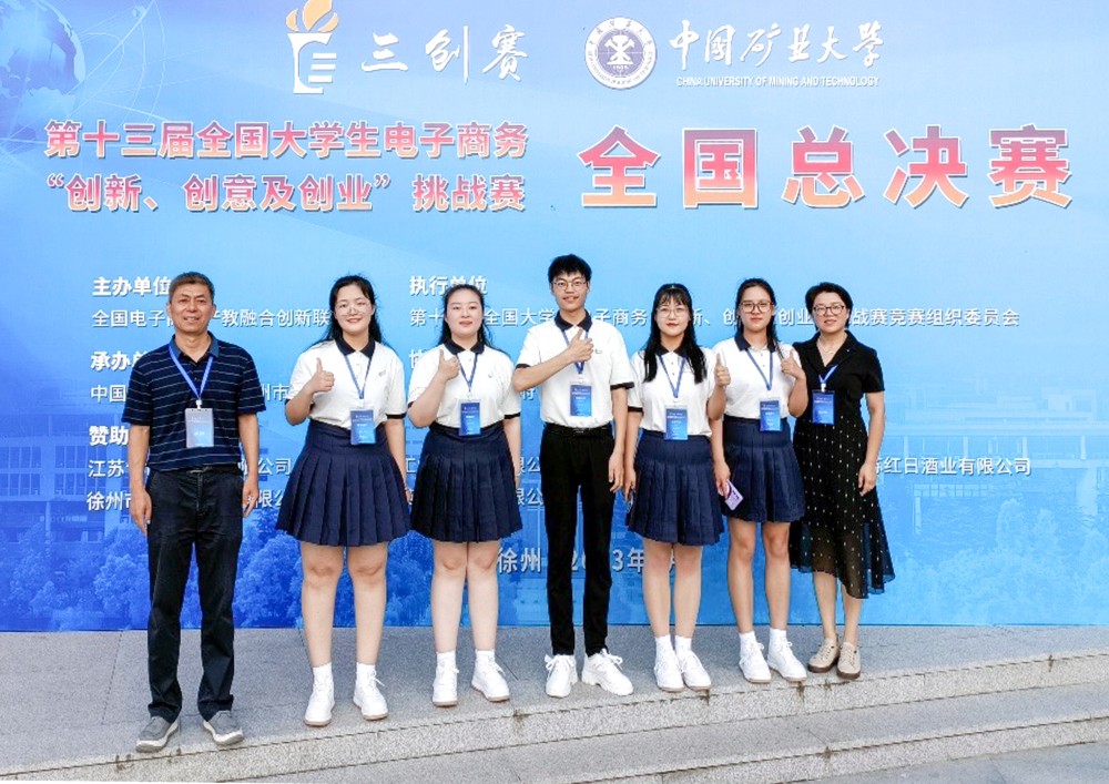 05e122b10bdd4e0b81a48458b2e881c6.jpg 05e122b10bdd4e0b81a48458b2e881c6.jpg