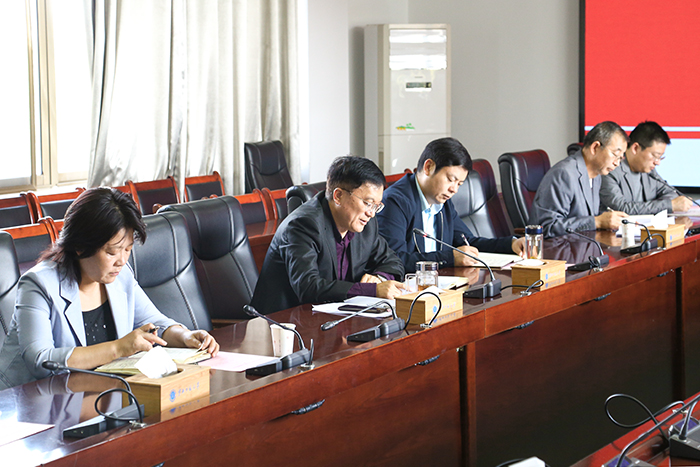 a52ff3f42a114f97b69f77b516fab047.jpg a52ff3f42a114f97b69f77b516fab047.jpg