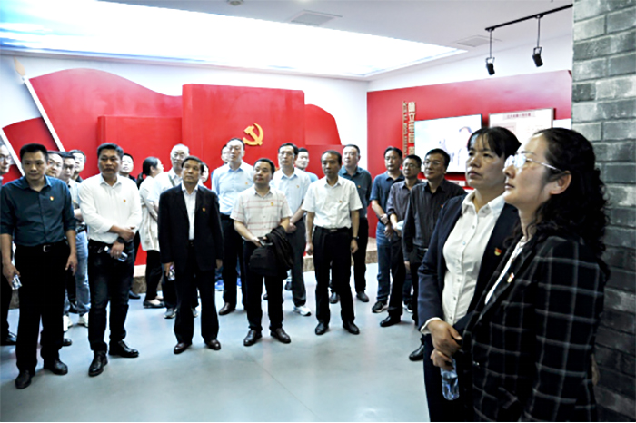 0921f8b46d5c4b69b3887c42656d5133.jpg 0921f8b46d5c4b69b3887c42656d5133.jpg