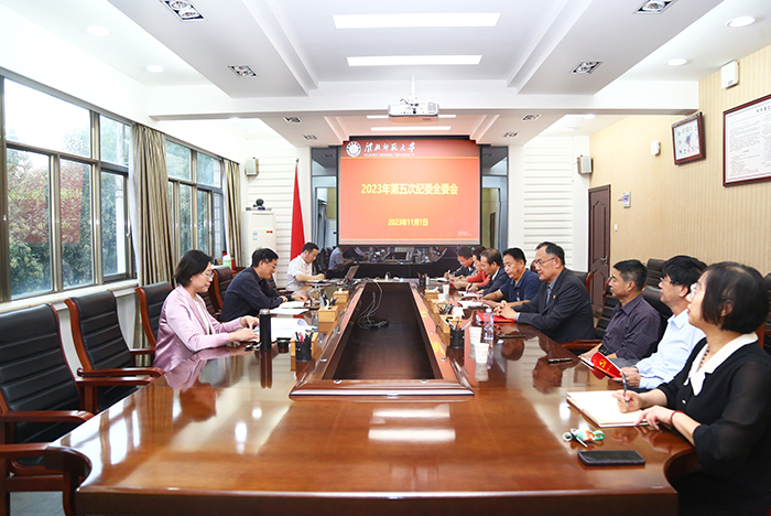 e61885f2391148b1a7a434f16dd9ae89.jpg e61885f2391148b1a7a434f16dd9ae89.jpg