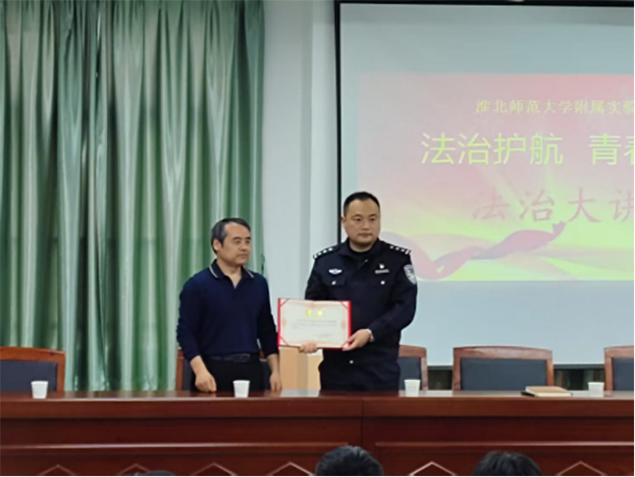 cf76890822fe48cb9eb7591b7f386a3d.jpg cf76890822fe48cb9eb7591b7f386a3d.jpg