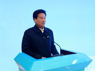 学校举行2026年校友迎新年会暨校地全面合作签约仪式